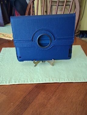 Blue Rotating Tablet Case Cover - Universal